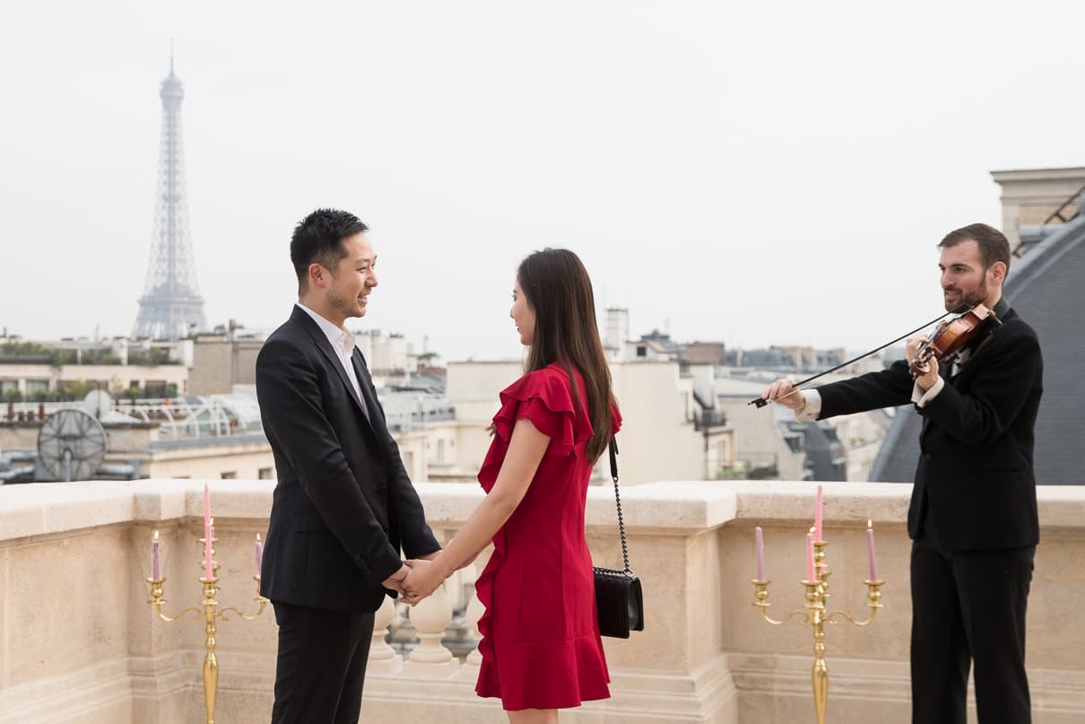 Paris luxury proposal at the Raphael Hotel Paris