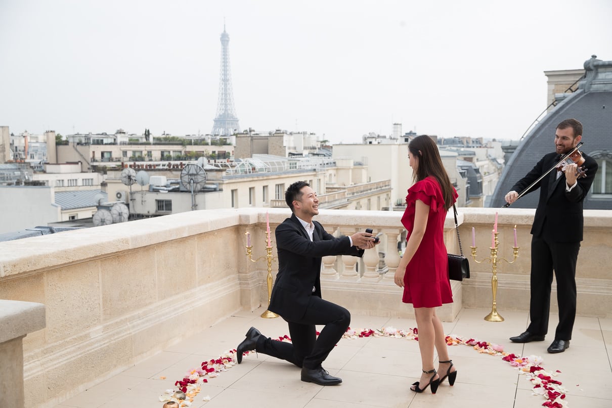 Paris luxury proposal at the Raphael Hotel Paris