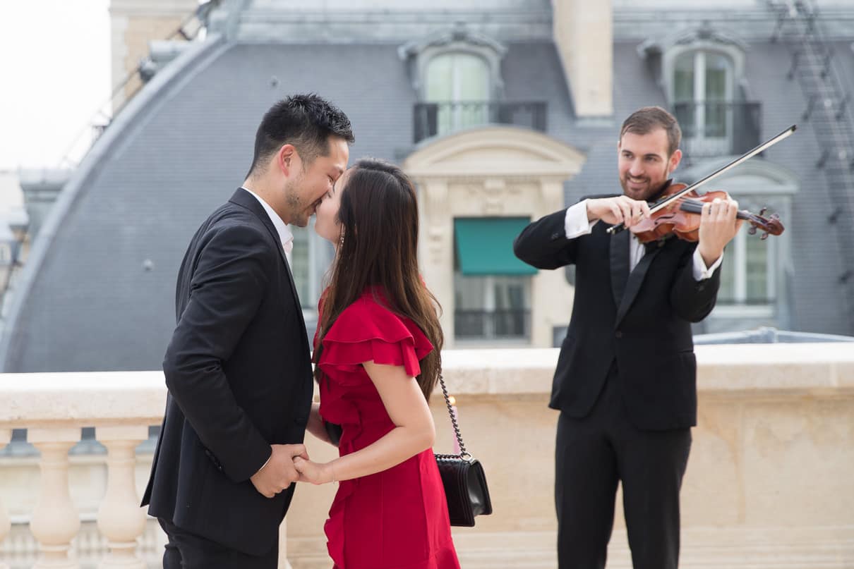 Paris luxury proposal at the Raphael Hotel Paris