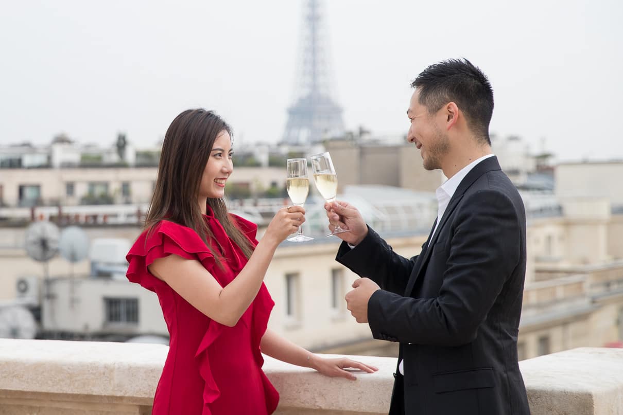 Paris luxury proposal at the Raphael Hotel Paris