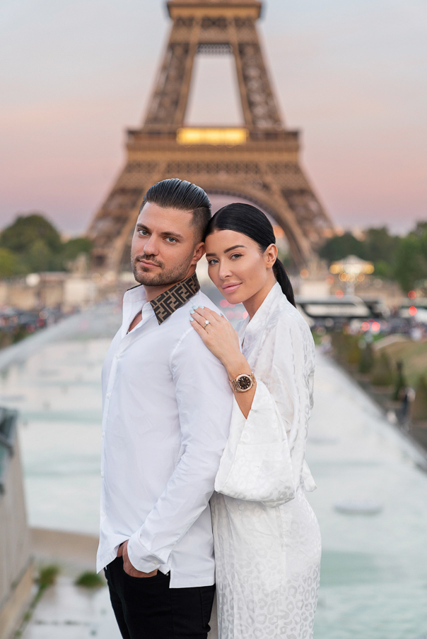 Paris photoshoot at the Eiffel Tower Trocadero